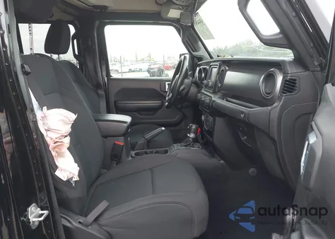 2021 Jeep Gladiator Willys Sport 4X4 z USA, uszkodzony, nr VIN 1C6HJTAG1ML619845